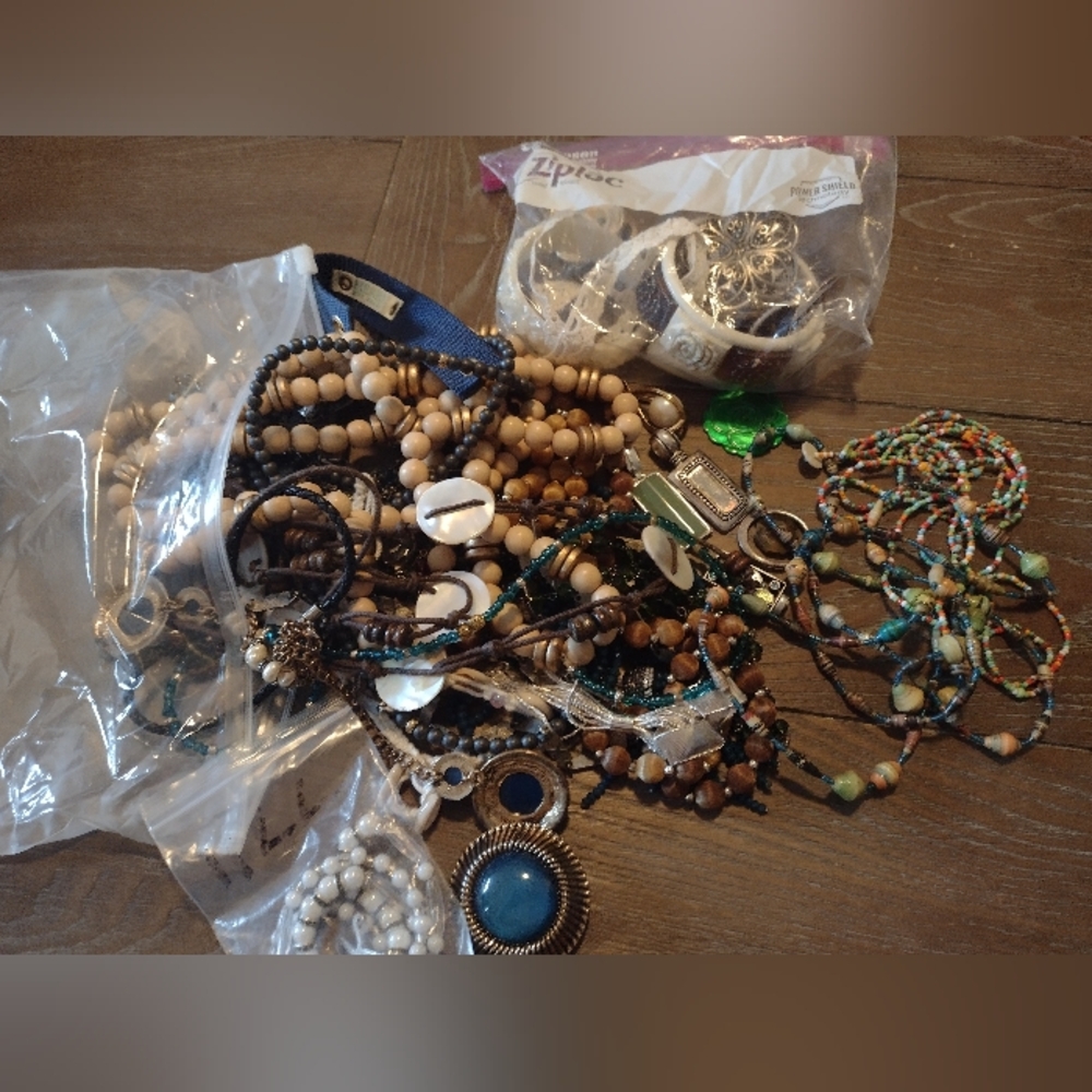Mixed Jewelry Bag, Vintage To Modern, Great Bundle!